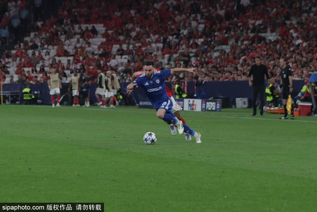 开云平台中国包含足总杯倒计时；本菲卡加时末段强势反弹；细节引发关注；话题不断；赛季目标并未改变的词条