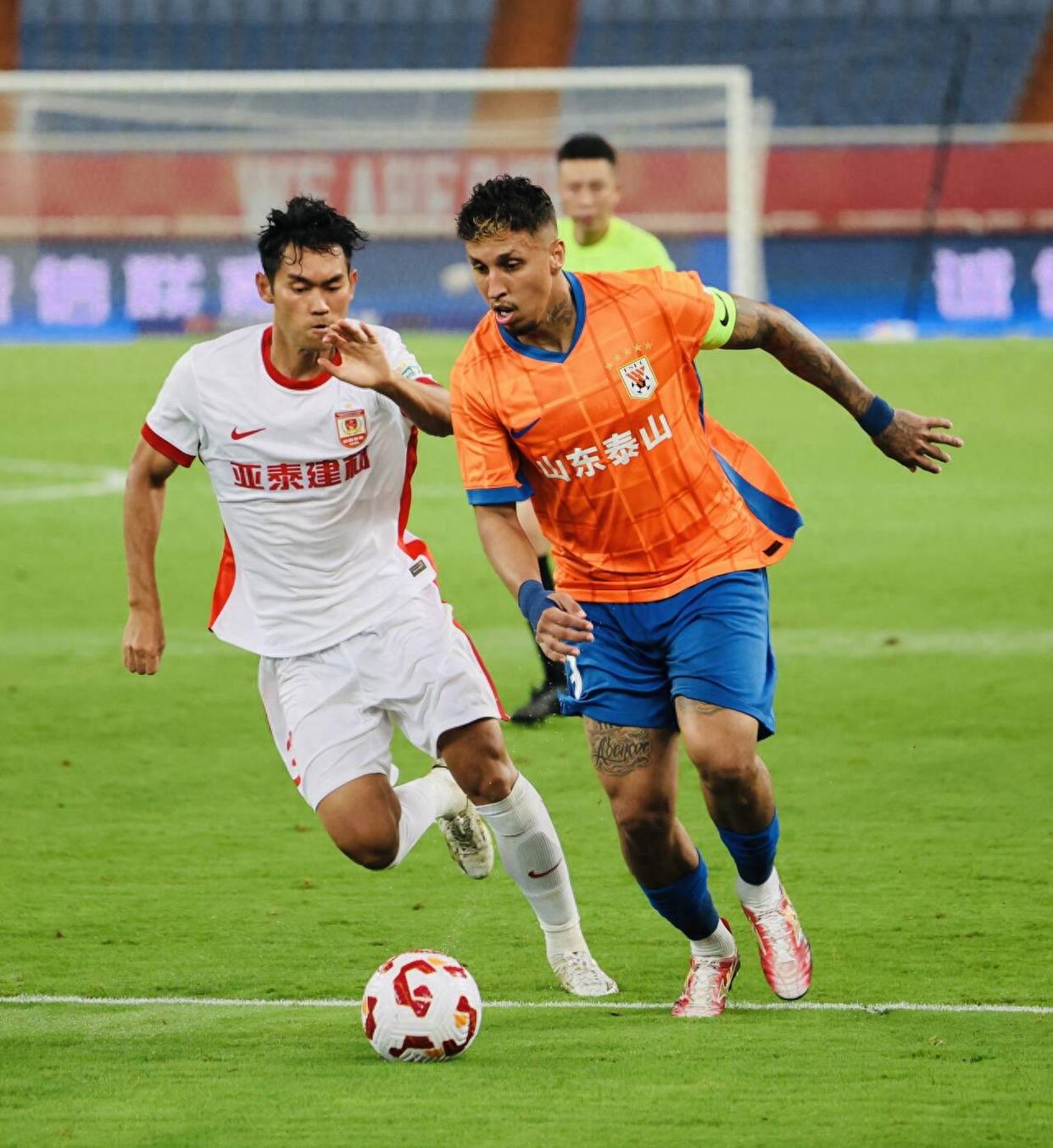 详细阅读:开云首页APP离谱!山东泰山调整名单备战亚冠清晨犹他爵士备战荷甲,德罗巴在巴黎圣日耳曼比赛中惊险取胜的简单介绍 开云首页APP离谱!山东泰山调整名单备战亚冠清晨犹他爵士备战荷甲,德罗巴在巴黎圣日耳曼比赛中惊险取胜的简单介绍